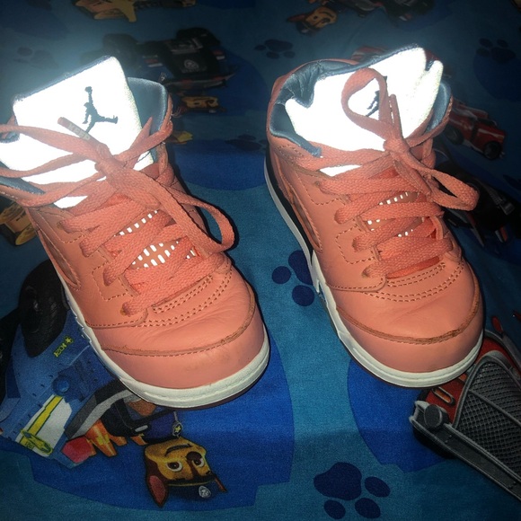 Jordan “We The Best” Exclusive Shoes - Picture 2 of 5